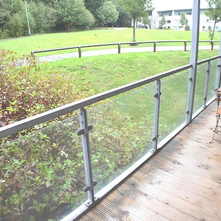 Brentwood Town Retreat - Large 2 Bedroom Apartment Luaran gambar