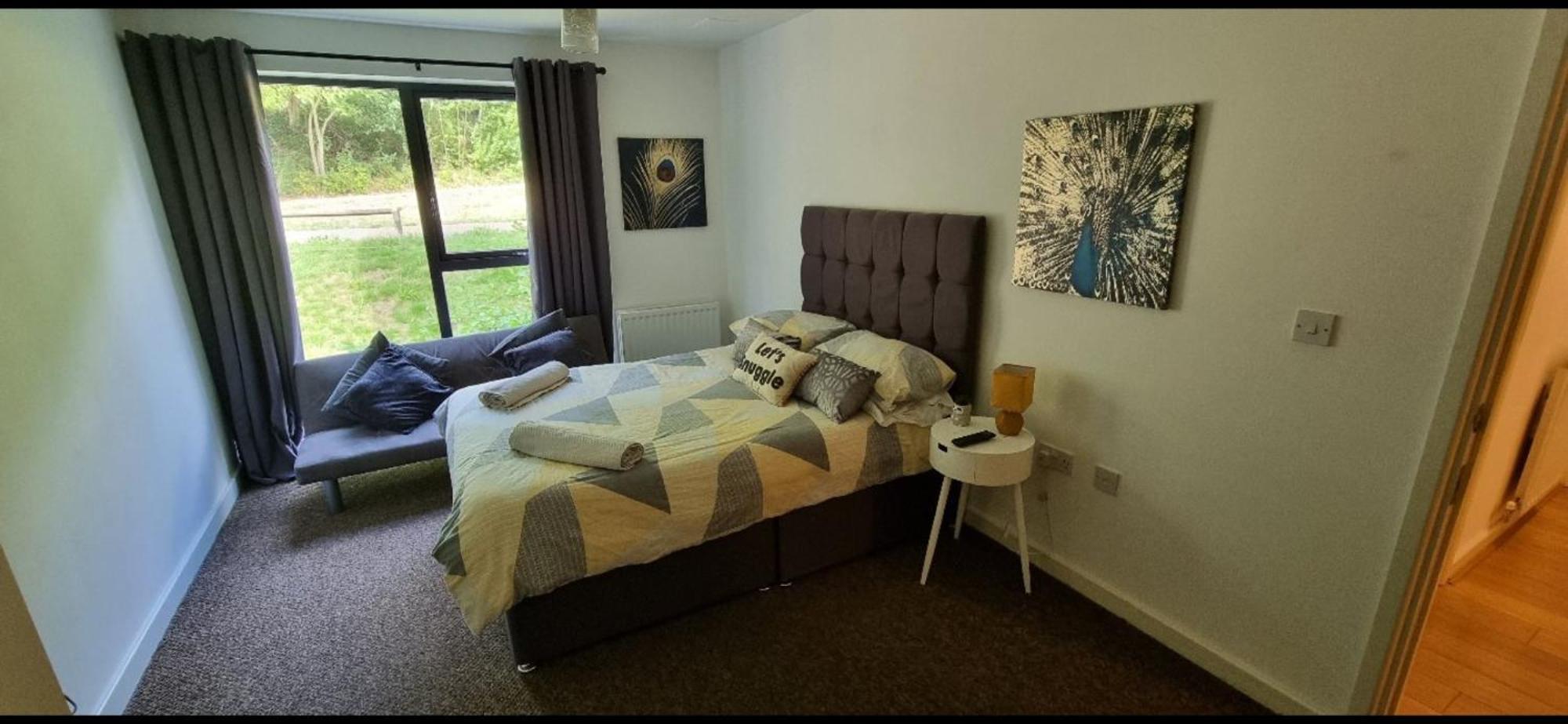 Brentwood Town Retreat - Large 2 Bedroom Apartment Luaran gambar