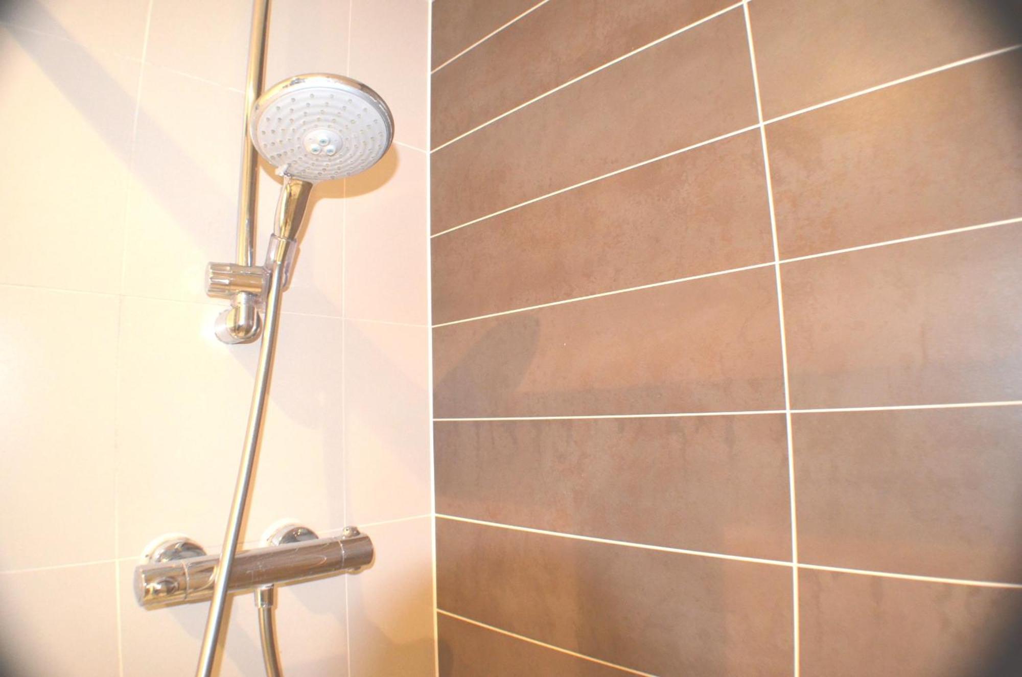 Brentwood Town Retreat - Large 2 Bedroom Apartment Luaran gambar