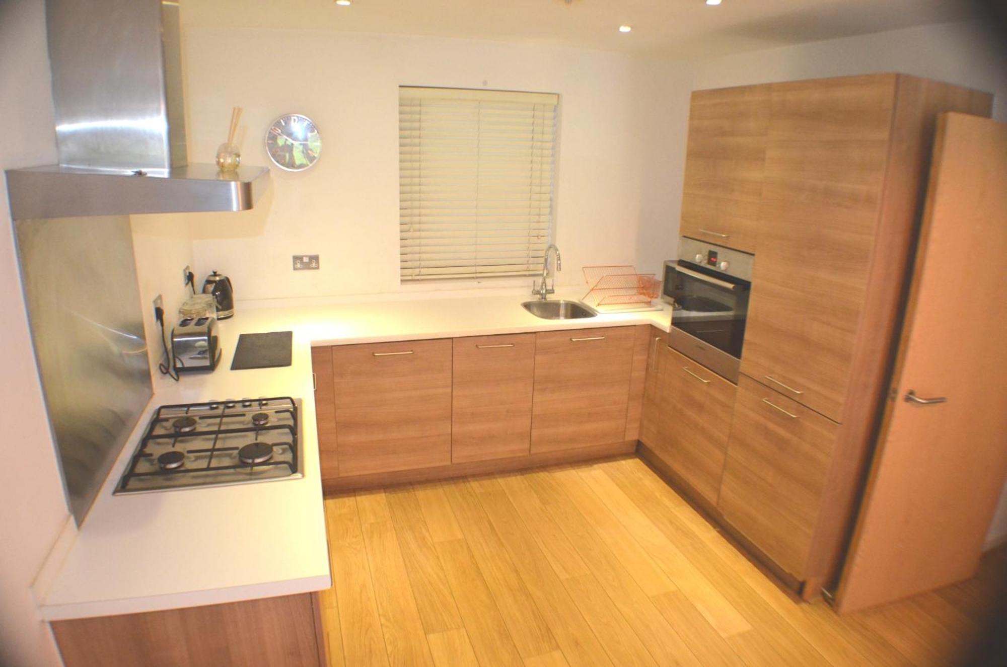 Brentwood Town Retreat - Large 2 Bedroom Apartment Luaran gambar