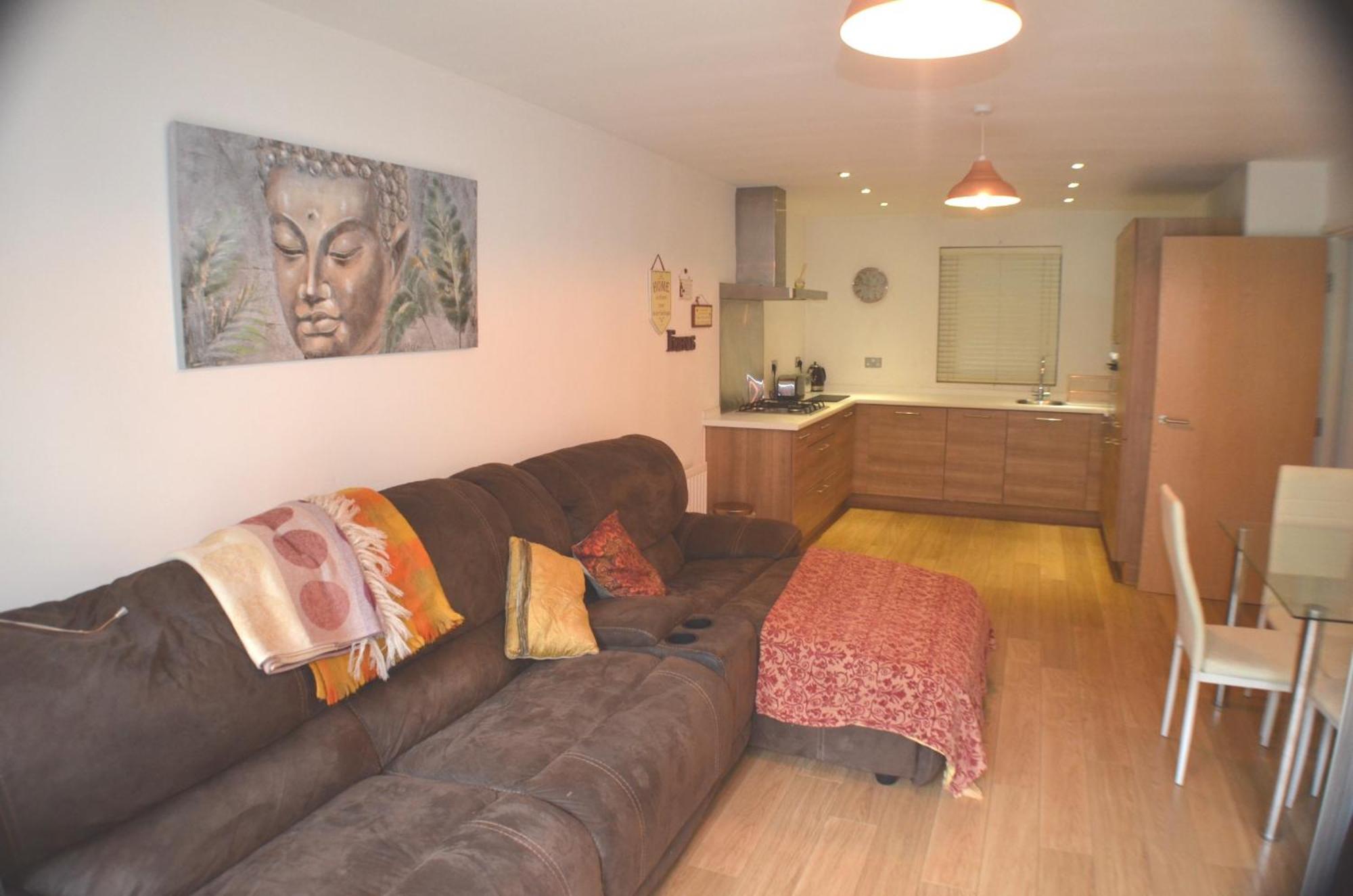 Brentwood Town Retreat - Large 2 Bedroom Apartment Luaran gambar